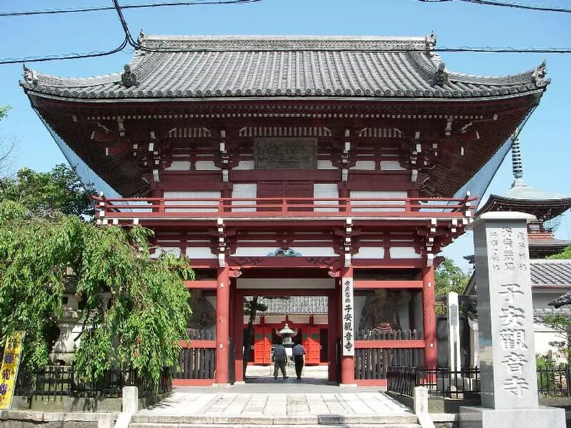 子安観音寺 十日観音会式白衣観世音御開帳(三重)